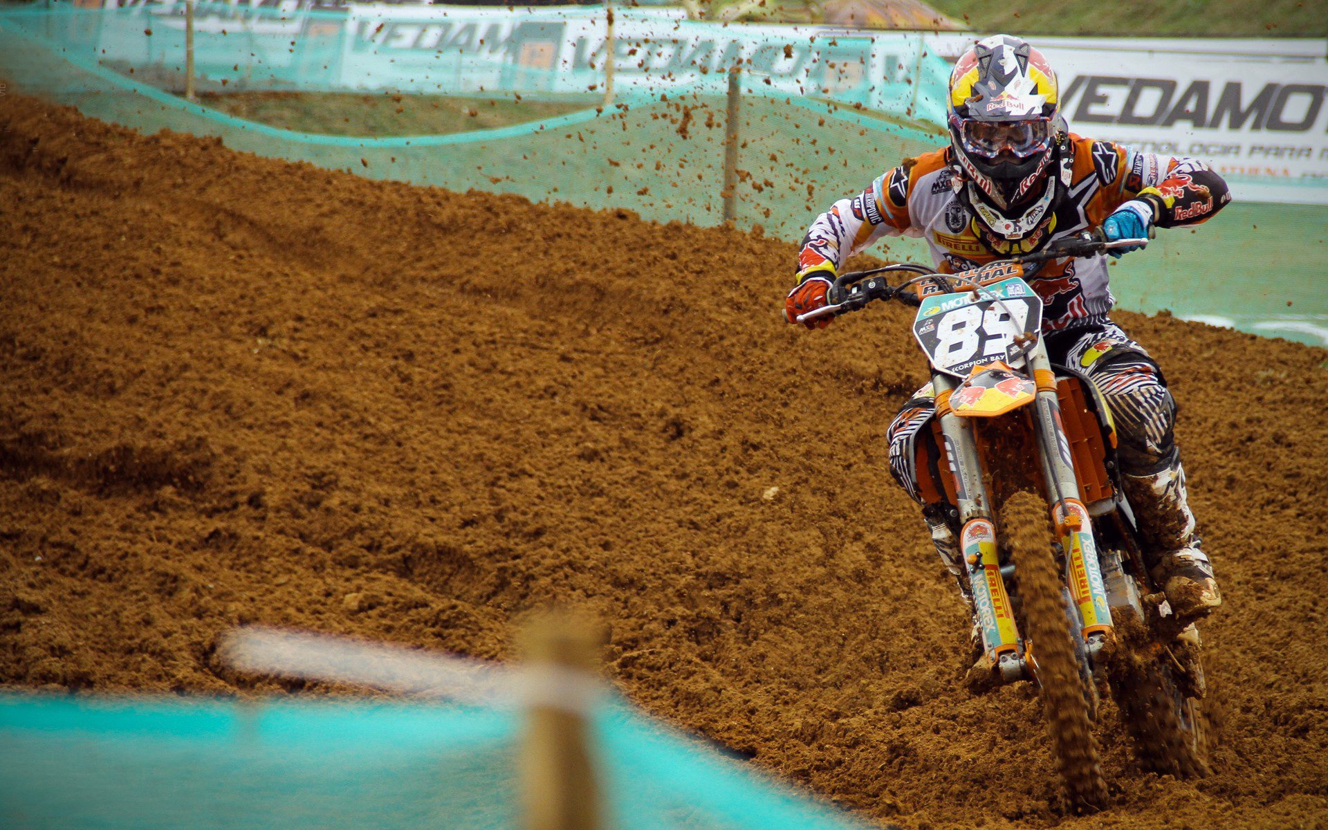 羽毛球公开赛进入关键阶段